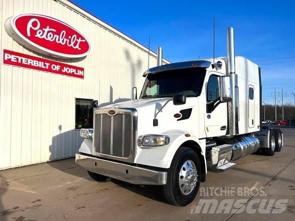 Peterbilt 567 Trekkers