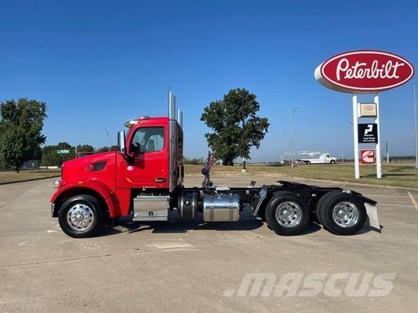Peterbilt 567 Trekkers
