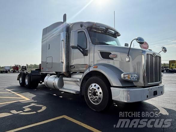 Peterbilt 567 Trekkers