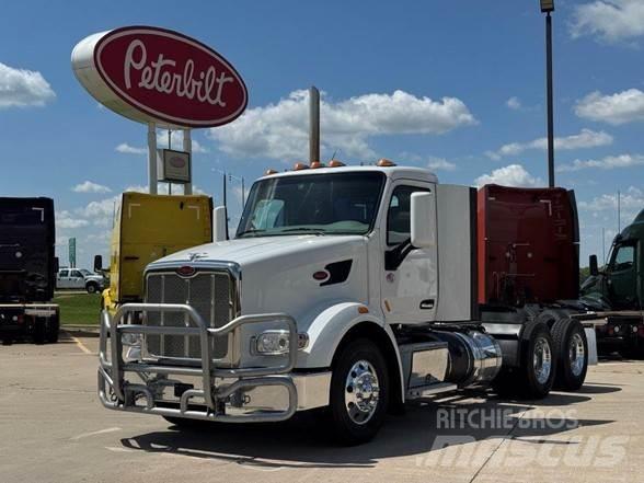 Peterbilt 567 Trekkers