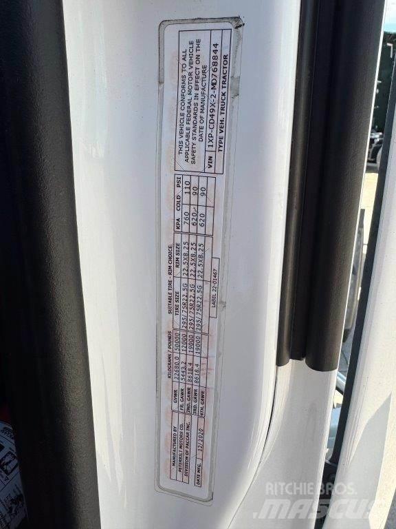 Peterbilt 567 Trekkers
