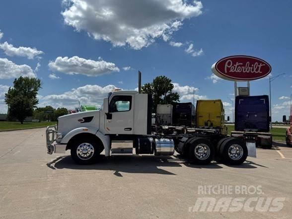 Peterbilt 567 Trekkers