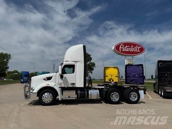 Peterbilt 567 Trekkers