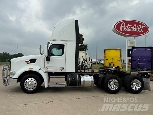 Peterbilt 567 Trekkers
