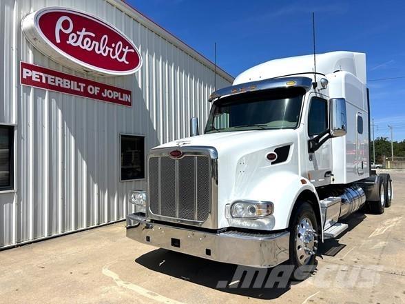 Peterbilt 567 Trekkers