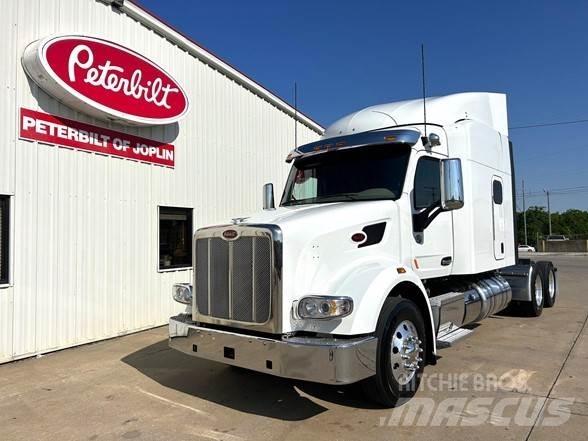 Peterbilt 567 Trekkers