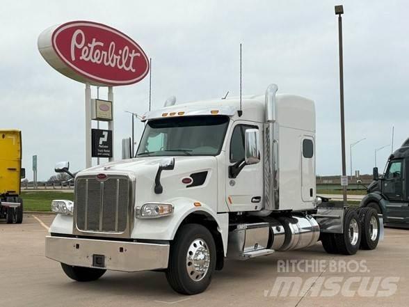 Peterbilt 567 Trekkers