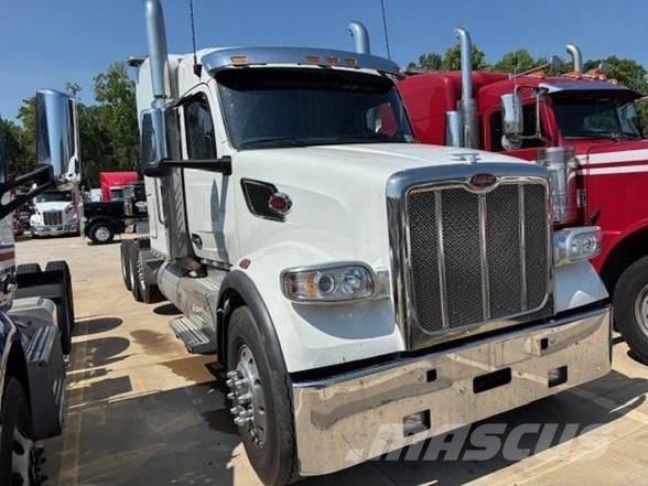 Peterbilt 567 Trekkers