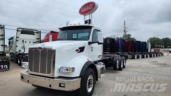 Peterbilt 567 Chassis met cabine