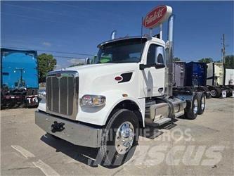 Peterbilt 567 Trekkers