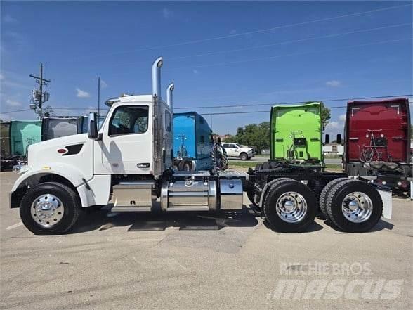Peterbilt 567 Trekkers