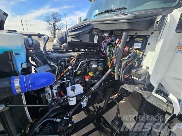 Peterbilt 567 Chassis met cabine