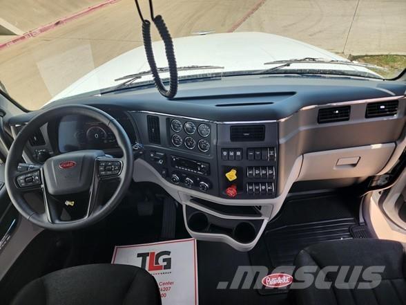 Peterbilt 567 Trekkers