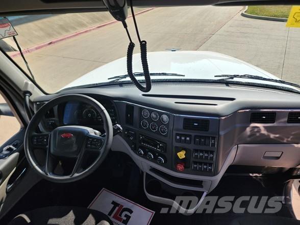 Peterbilt 567 Trekkers