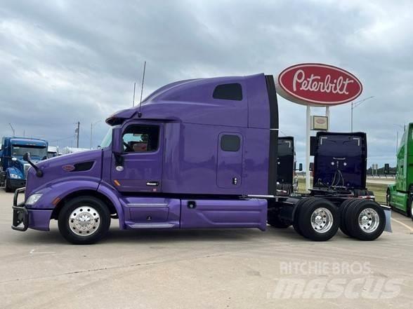 Peterbilt 579 Trekkers