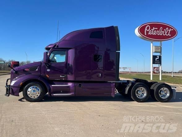 Peterbilt 579 Trekkers