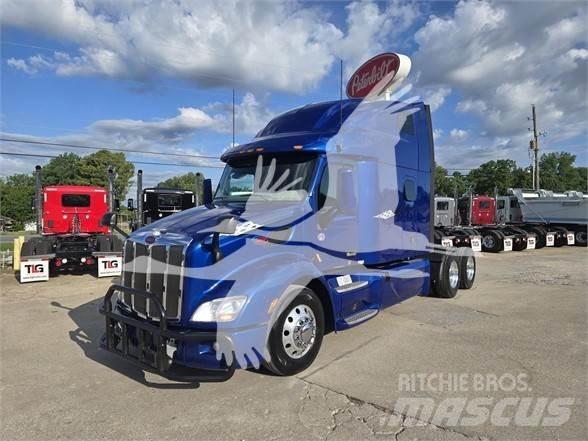 Peterbilt 579 Trekkers