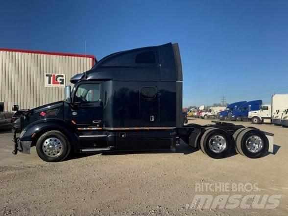 Peterbilt 579 Trekkers