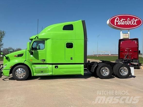 Peterbilt 579 Trekkers