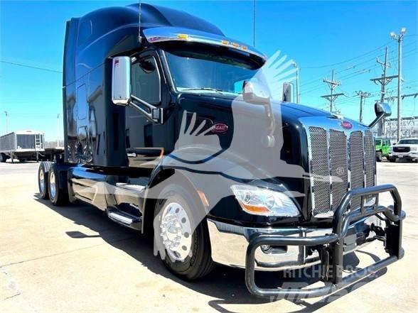 Peterbilt 579 Trekkers