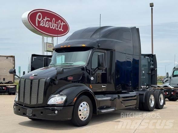 Peterbilt 579 Trekkers
