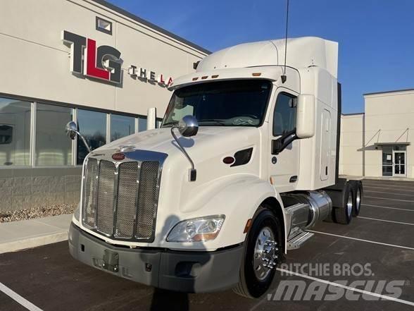 Peterbilt 579 Trekkers