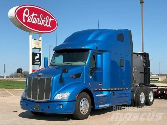 Peterbilt 579 Trekkers