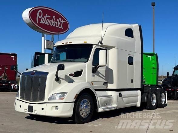 Peterbilt 579 Trekkers