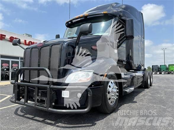 Peterbilt 579 Trekkers
