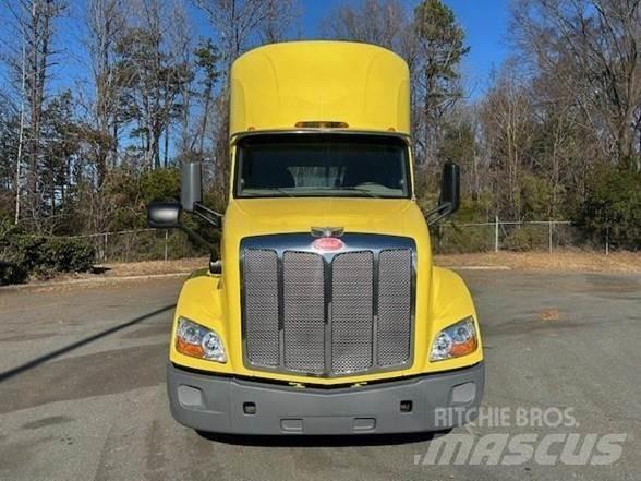 Peterbilt 579 Trekkers