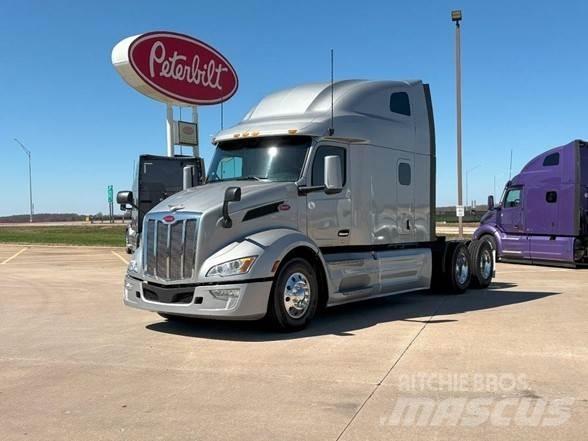 Peterbilt 579 Trekkers