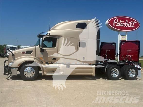 Peterbilt 579 Trekkers