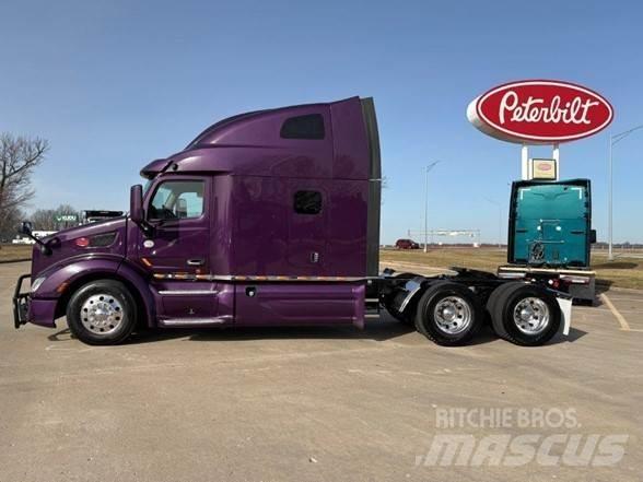 Peterbilt 579 Trekkers