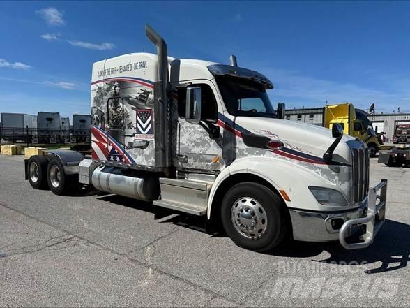 Peterbilt 579 Trekkers