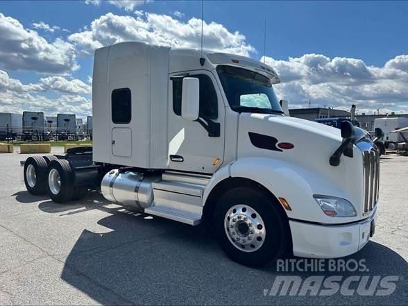 Peterbilt 579 Trekkers