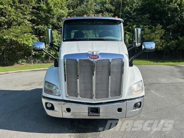 Peterbilt 579 Trekkers