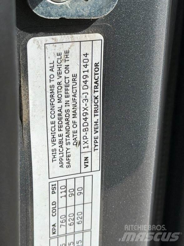 Peterbilt 579 Trekkers
