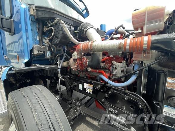 Peterbilt 579 Trekkers