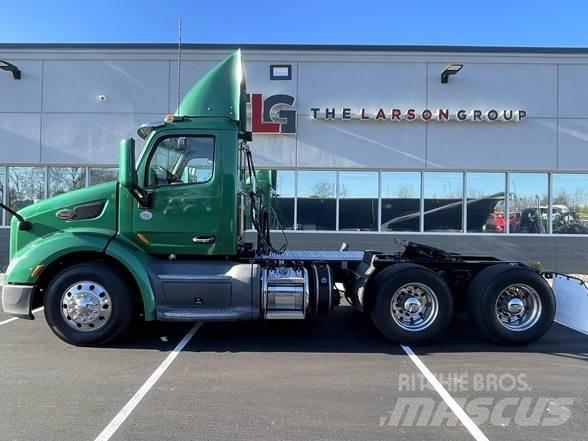 Peterbilt 579 Trekkers