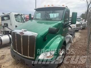 Peterbilt 579 Trekkers