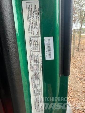 Peterbilt 579 Trekkers