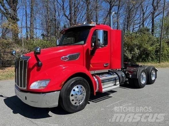 Peterbilt 579 Trekkers