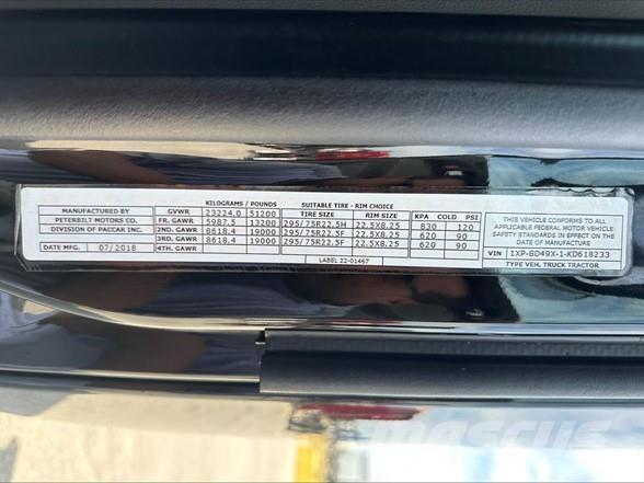 Peterbilt 579 Trekkers