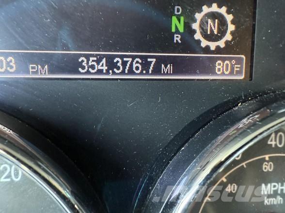 Peterbilt 579 Trekkers