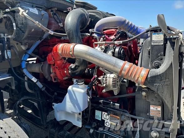 Peterbilt 579 Trekkers