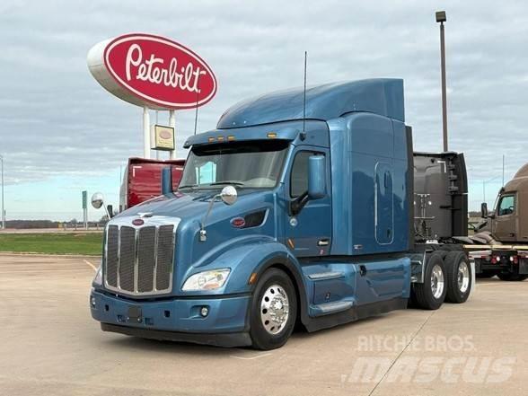 Peterbilt 579 Trekkers