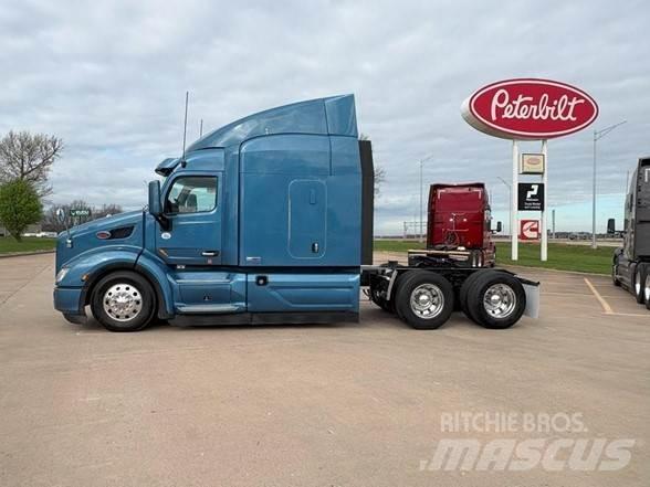 Peterbilt 579 Trekkers