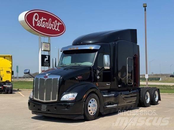 Peterbilt 579 Trekkers