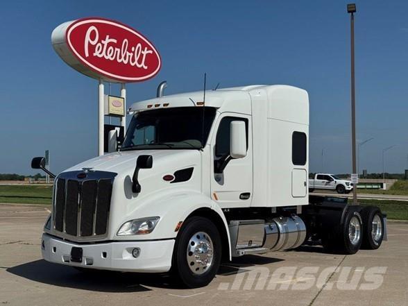 Peterbilt 579 Trekkers
