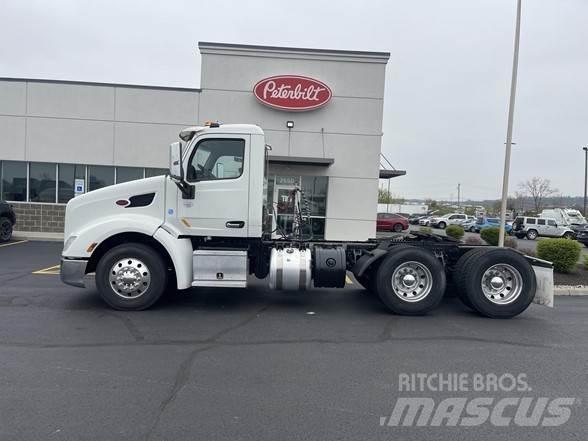 Peterbilt 579 Trekkers